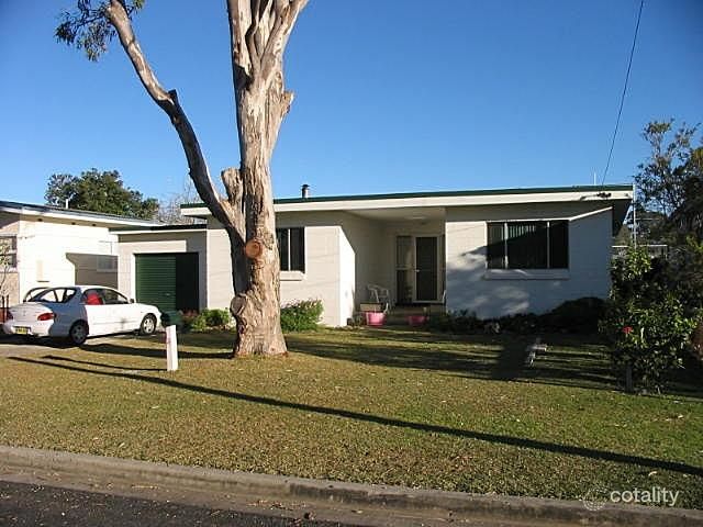 14 Elua Ave, Budgewoi, NSW 2262