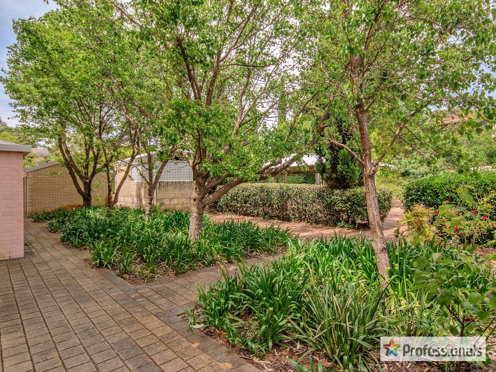 9/4 Canham Way, Orelia, WA 6167