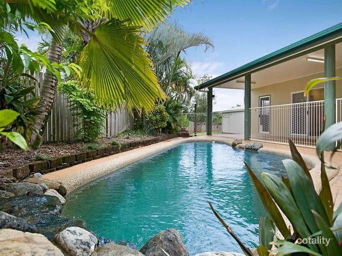 3 Wooley Cl, Kanimbla, QLD 4870