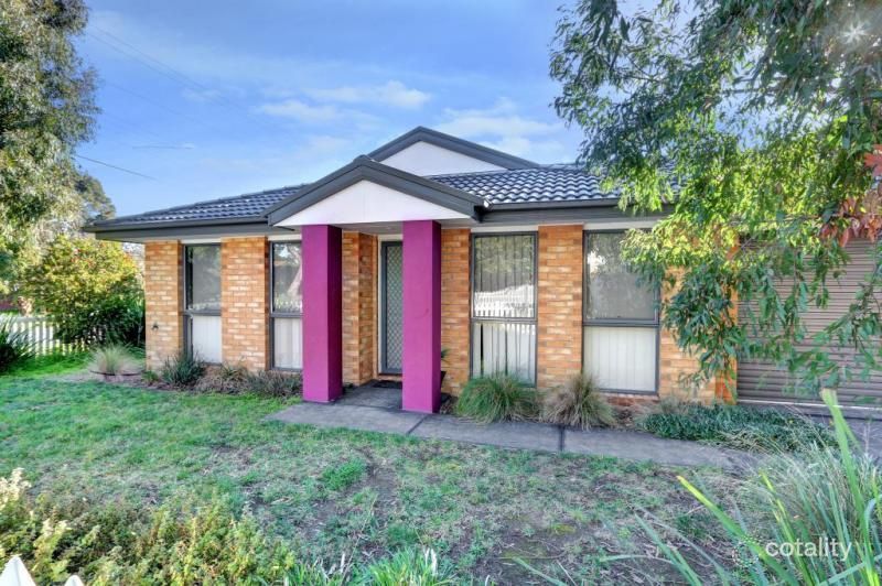 8 Madden St, Seaford, VIC 3198