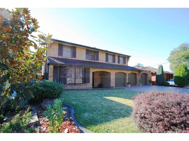 23 Bungarra Cres, Chipping Norton, NSW 2170