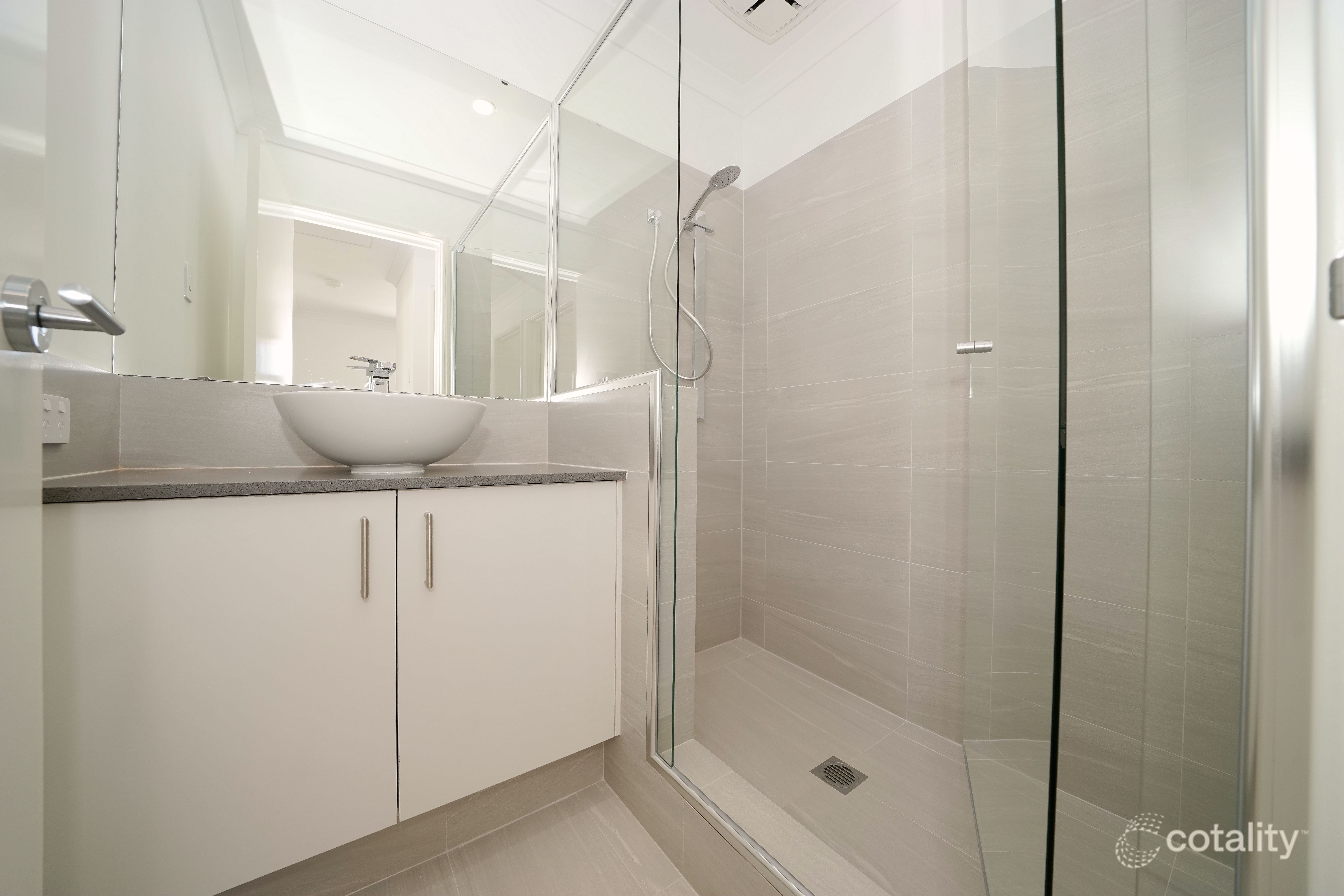 22 Amadeus Way, Success, WA 6164