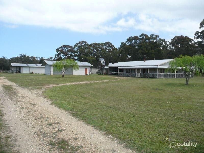 220 Peecks Rd, Forge Creek, VIC 3875