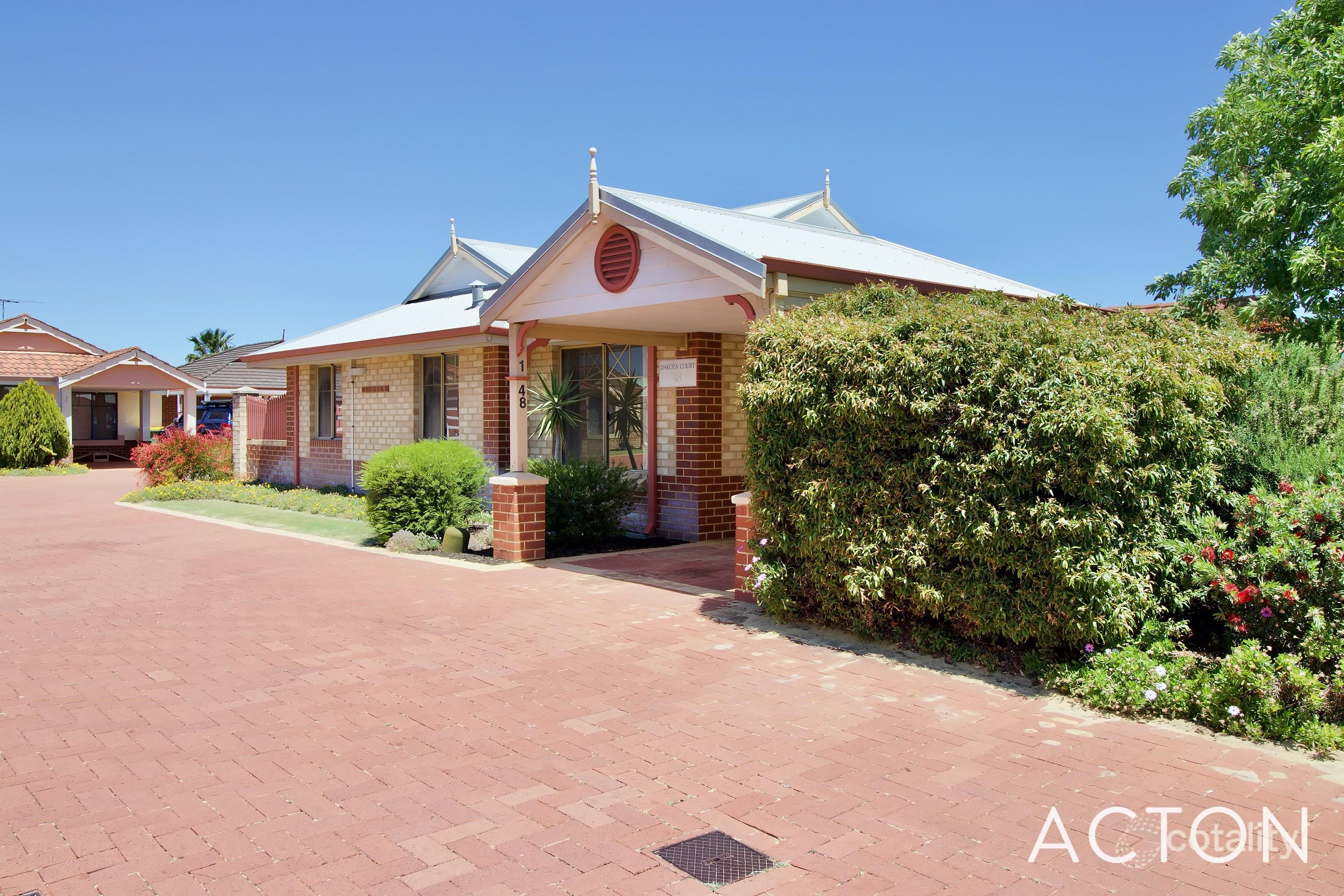 1/48 Gnangara Dr, Waikiki, WA 6169