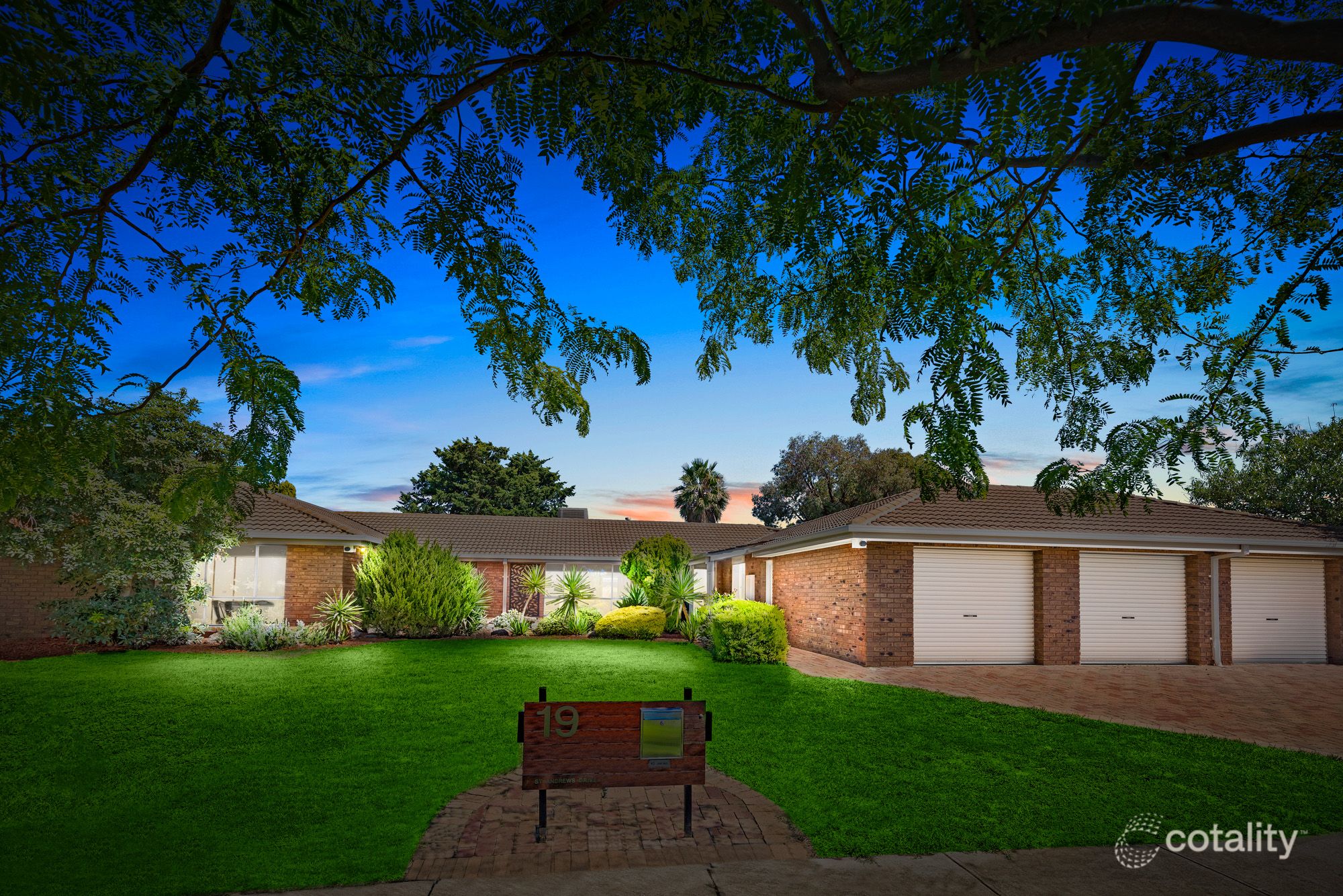 19 St Andrews Dr, Werribee, VIC 3030