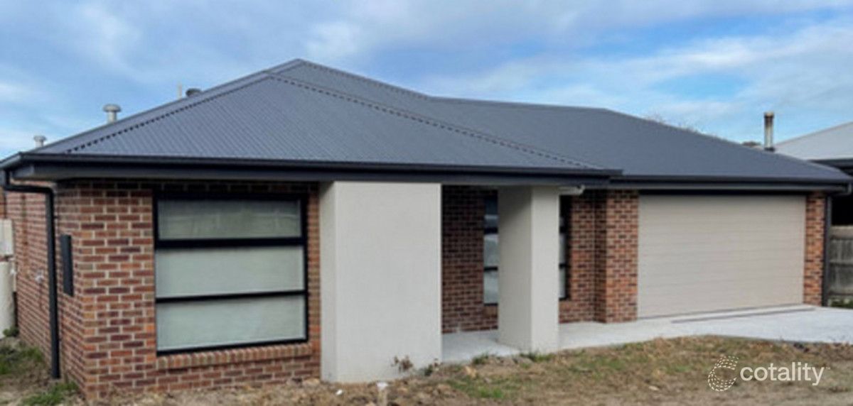 14 Mills St, Heyfield, VIC 3858