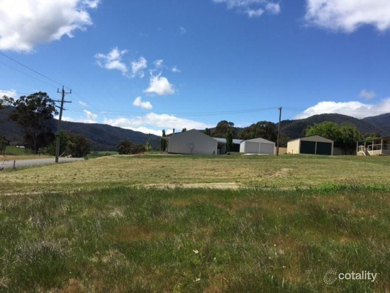 9 Scales St, Dartmouth, VIC 3701