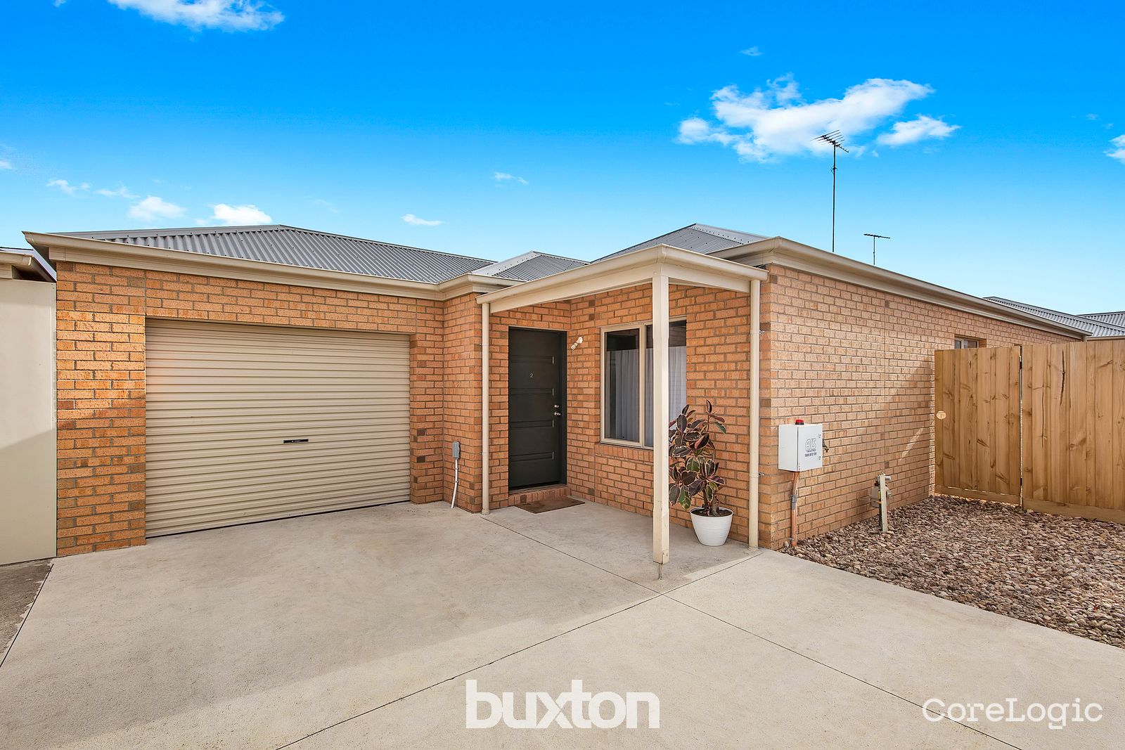 2/18 Curletts Rd, Lara, VIC 3212
