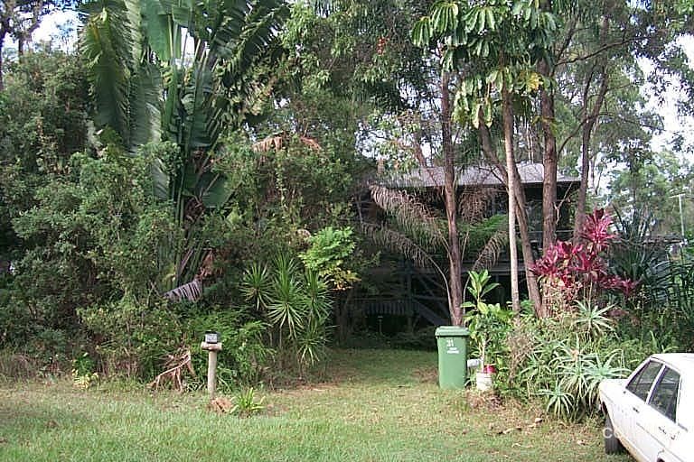 24 Blue Bay Cres, Macleay Island, QLD 4184