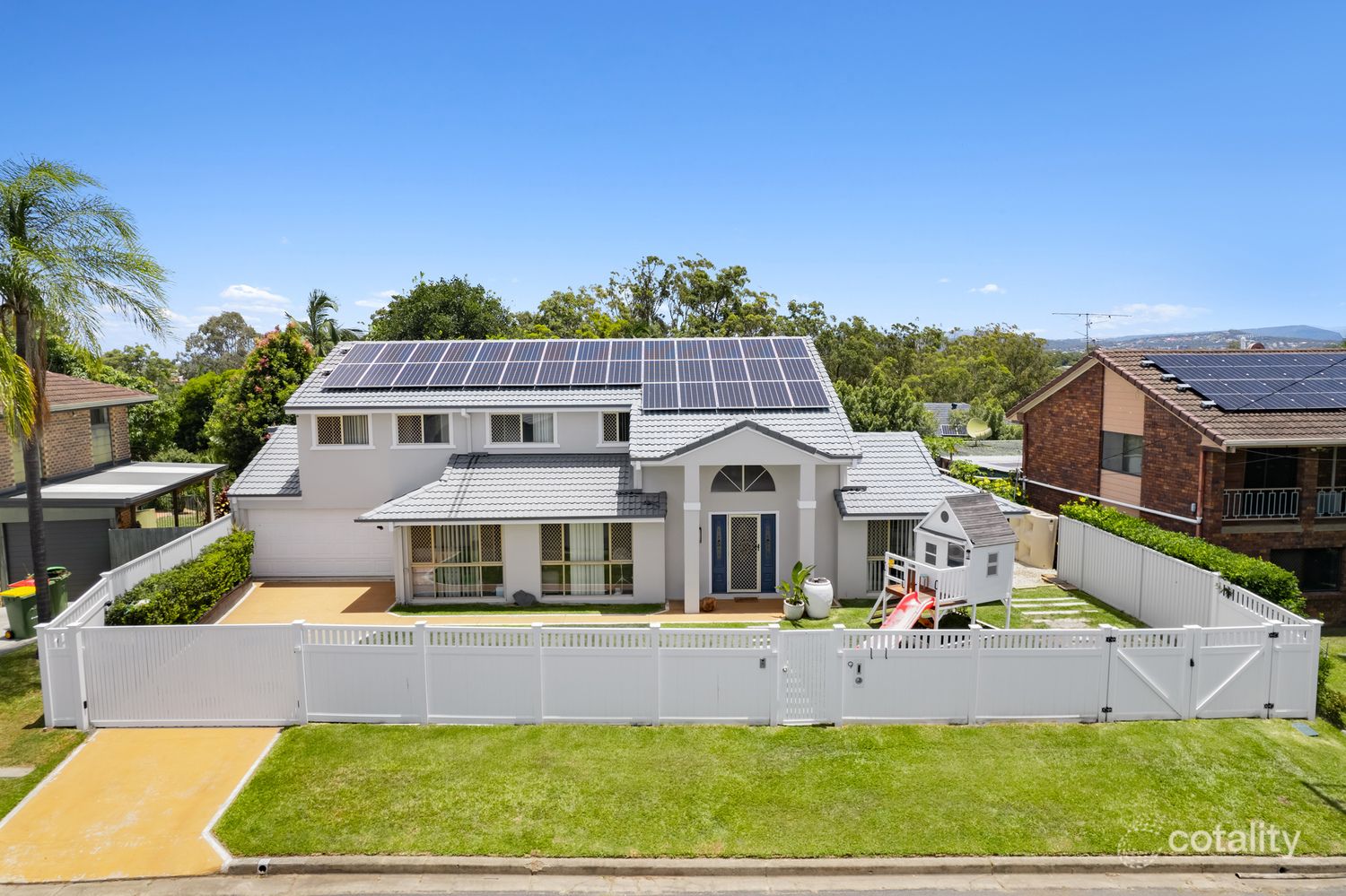 9 Murrumba Dr, Ashmore, QLD 4214