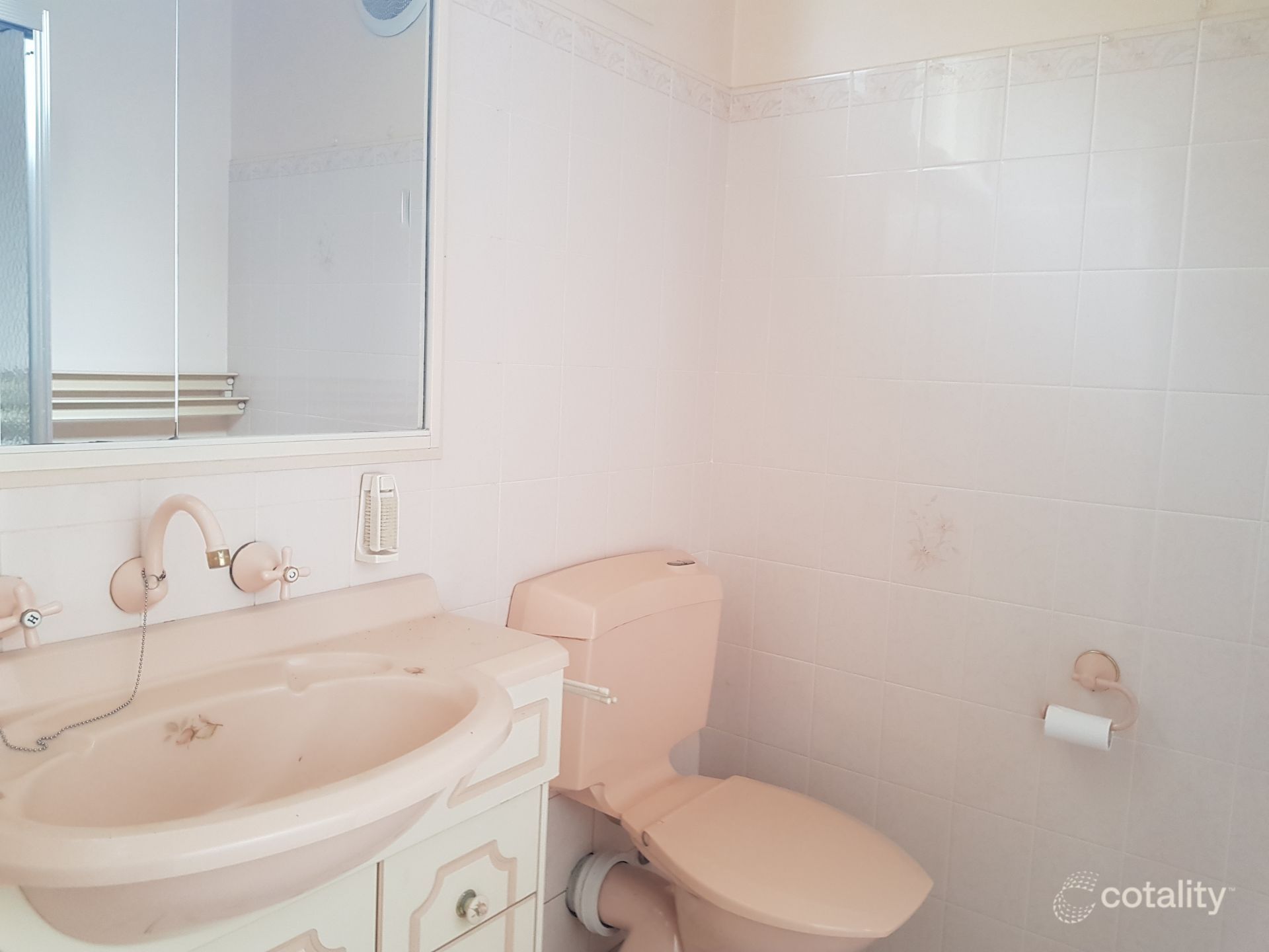 16 Glen Ave, Croydon, VIC 3136