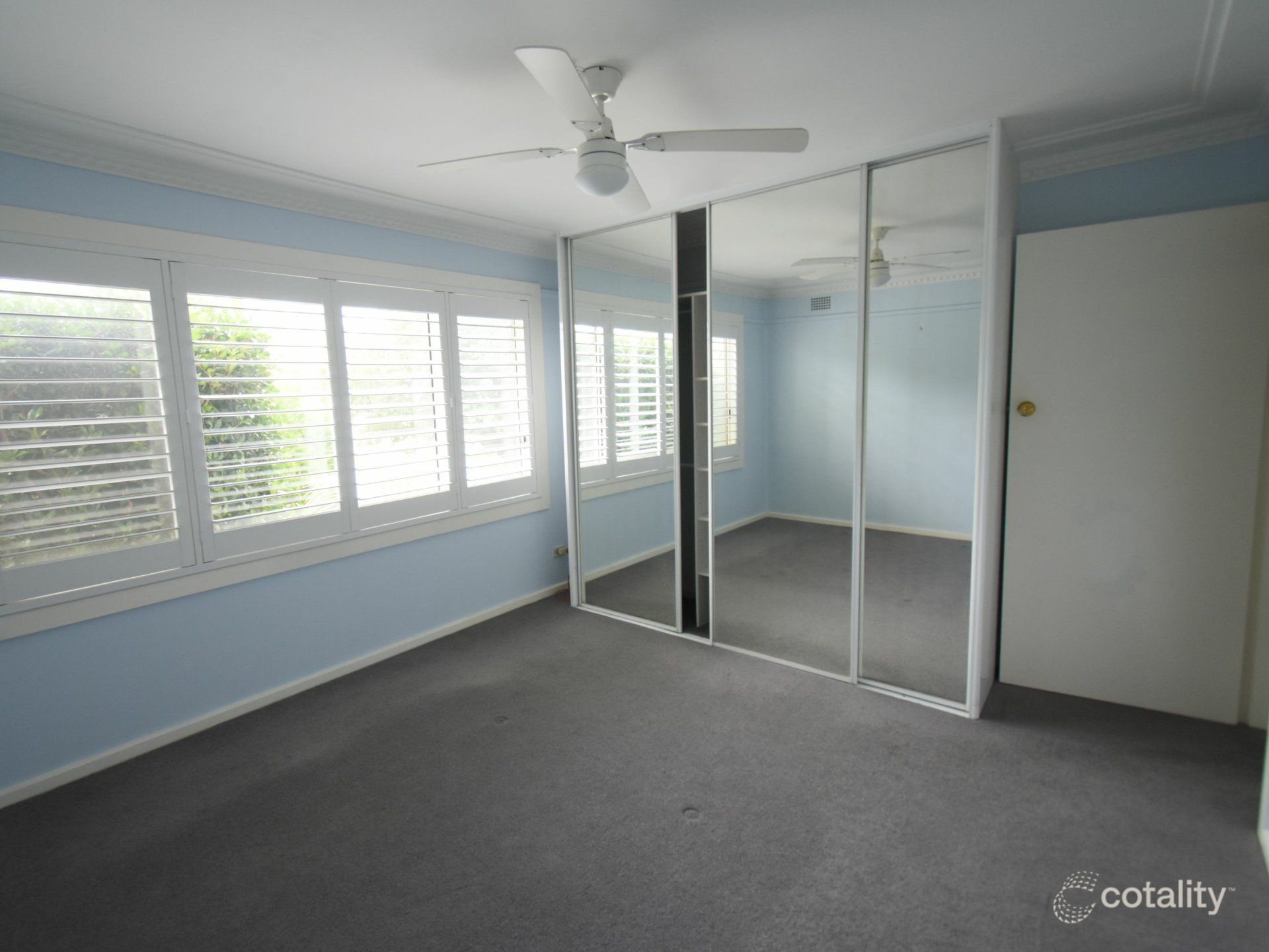 24 Reservoir Rd, Mount Pritchard, NSW 2170