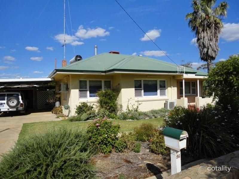 96 Forrest St, Beverley, WA 6304