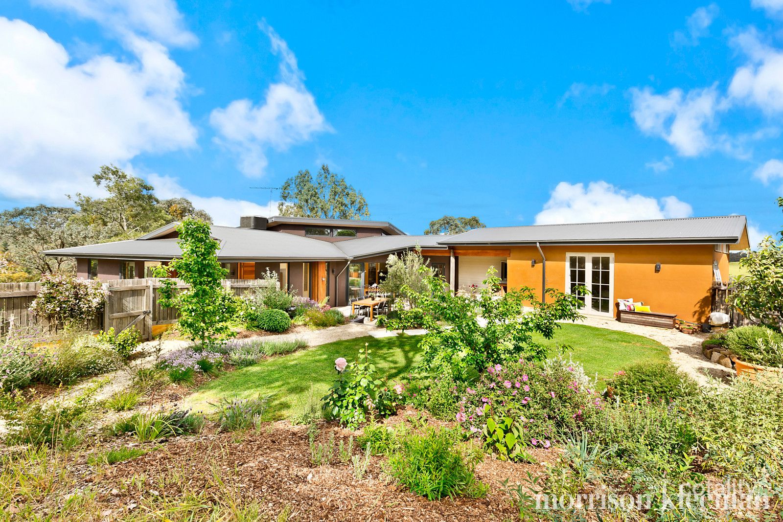 10 Skardons Rd, Cottles Bridge, VIC 3099