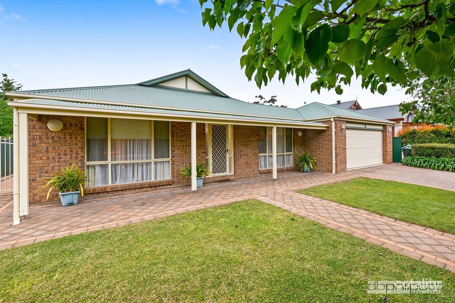 14 Trinity Way, Oakden, SA 5086