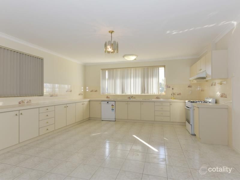 3 Troode St, Spearwood, WA 6163
