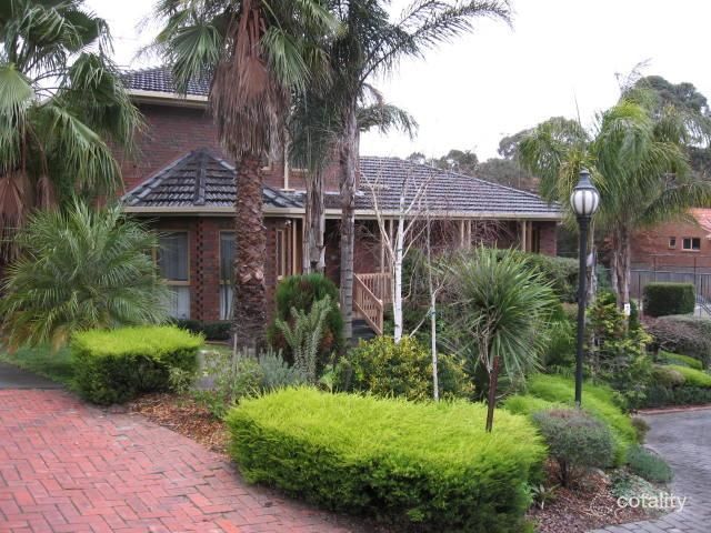 7 Robertswood Cl, Doncaster East, VIC 3109