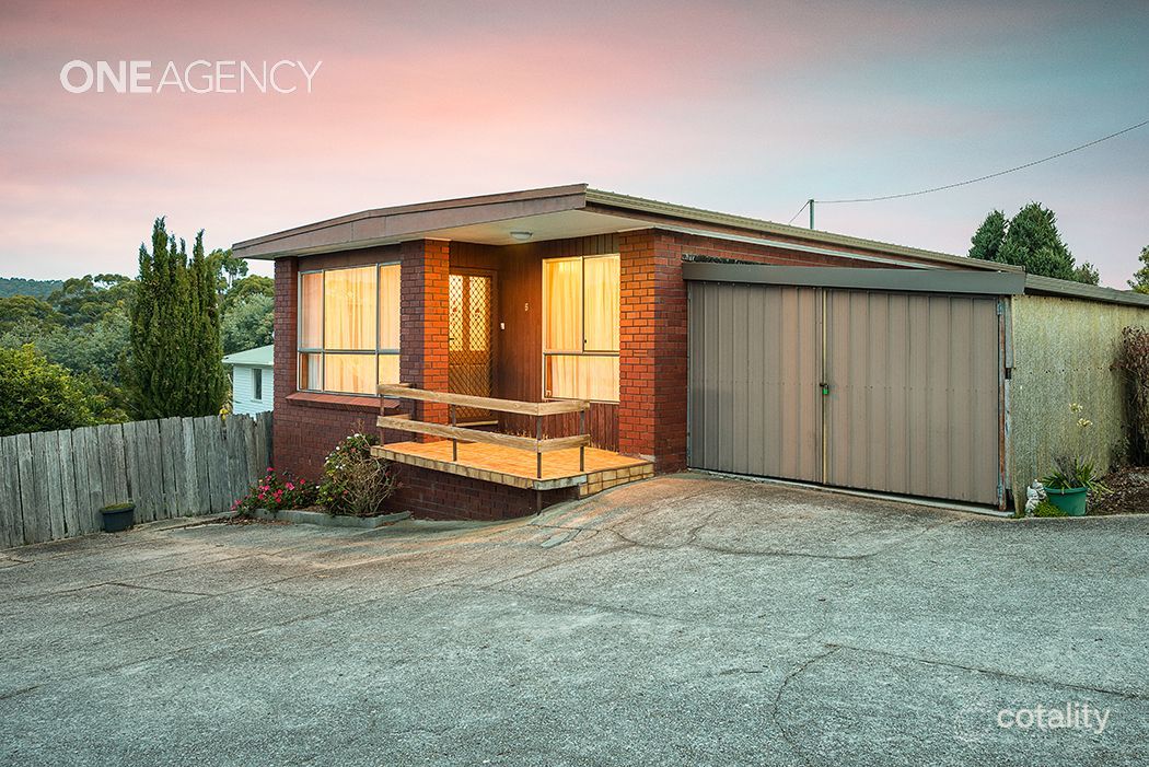 2/35 Old Surrey Rd, Havenview, TAS 7320