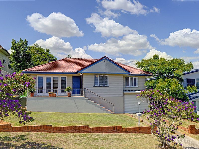34 Galsworthy St, Holland Park West, QLD 4121