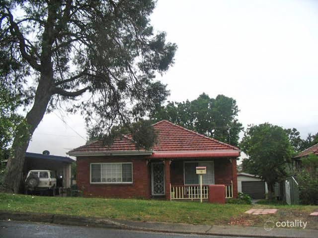 15 Logan St, Loftus, NSW 2232