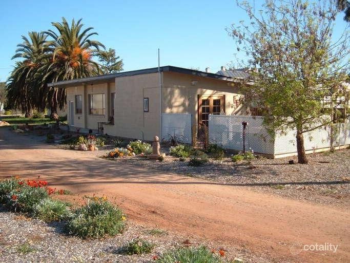 3 North Tce, Laura, SA 5480