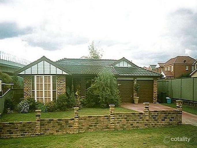 27 Bottlebrush Ave, Casula, NSW 2170