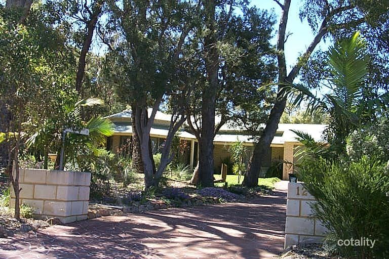 12 Marginata Pl, Wanneroo, WA 6065