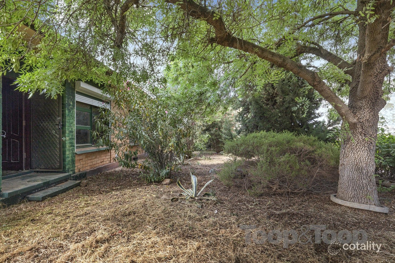 4 Stapleton St, Davoren Park, SA 5113
