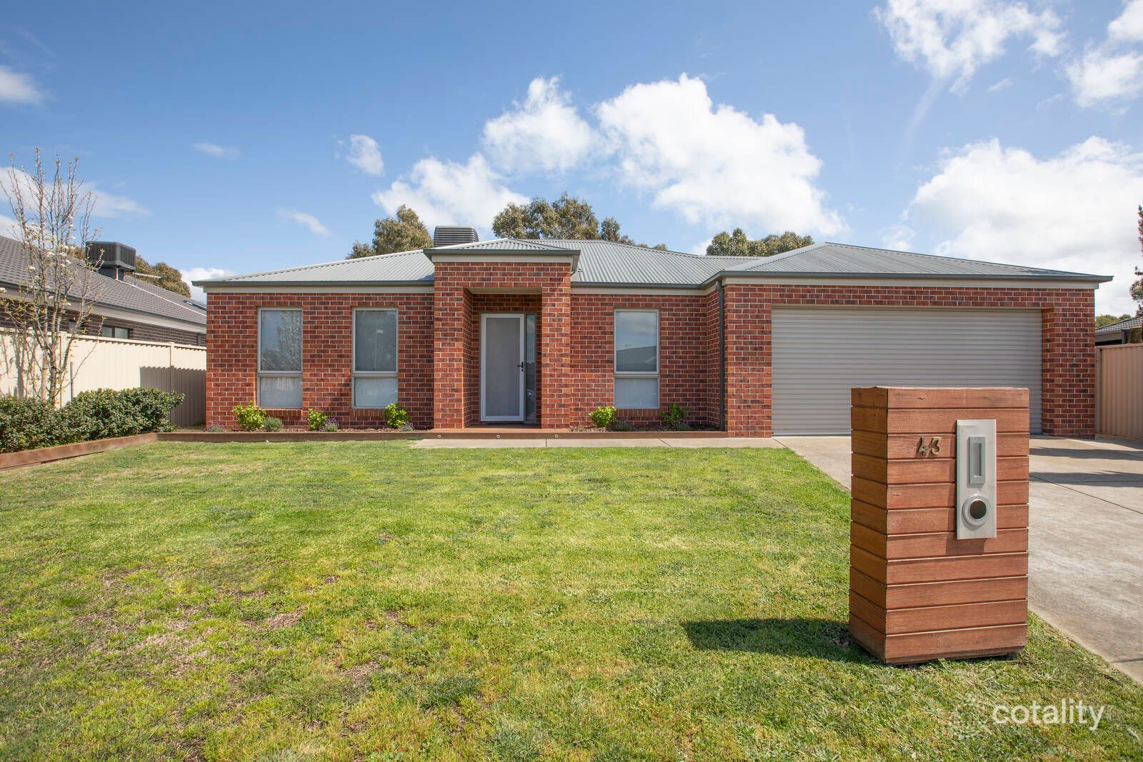 43 Normlyttle Pde, Miners Rest, VIC 3352