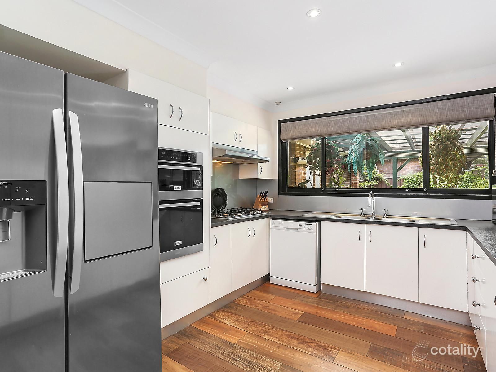 52 Midlothian Rd, St Andrews, NSW 2566