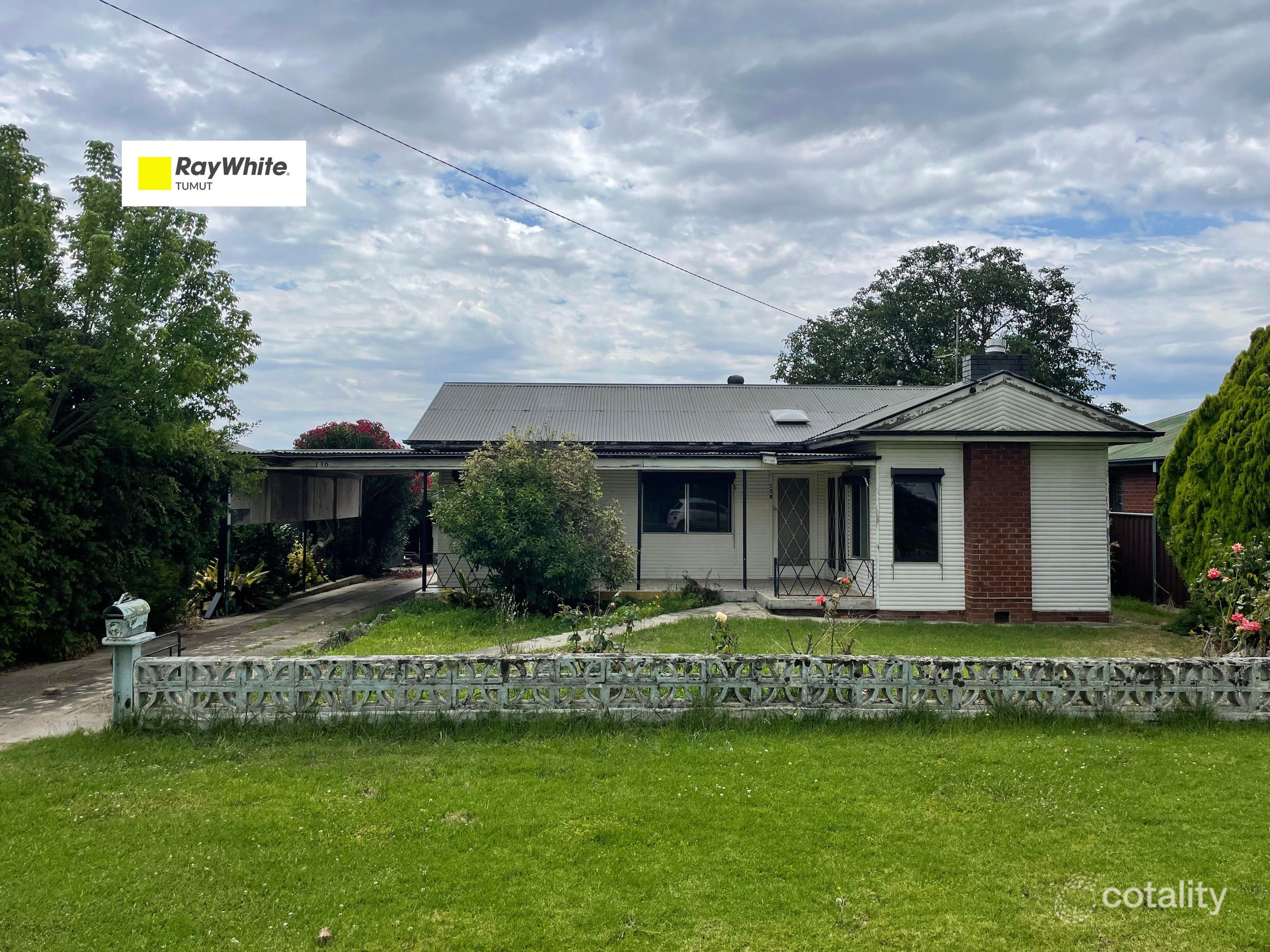 136 Simpson St, Tumut, NSW 2720