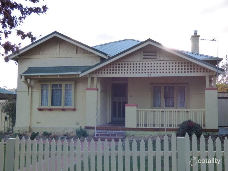 35 Olney St, Cootamundra, NSW 2590