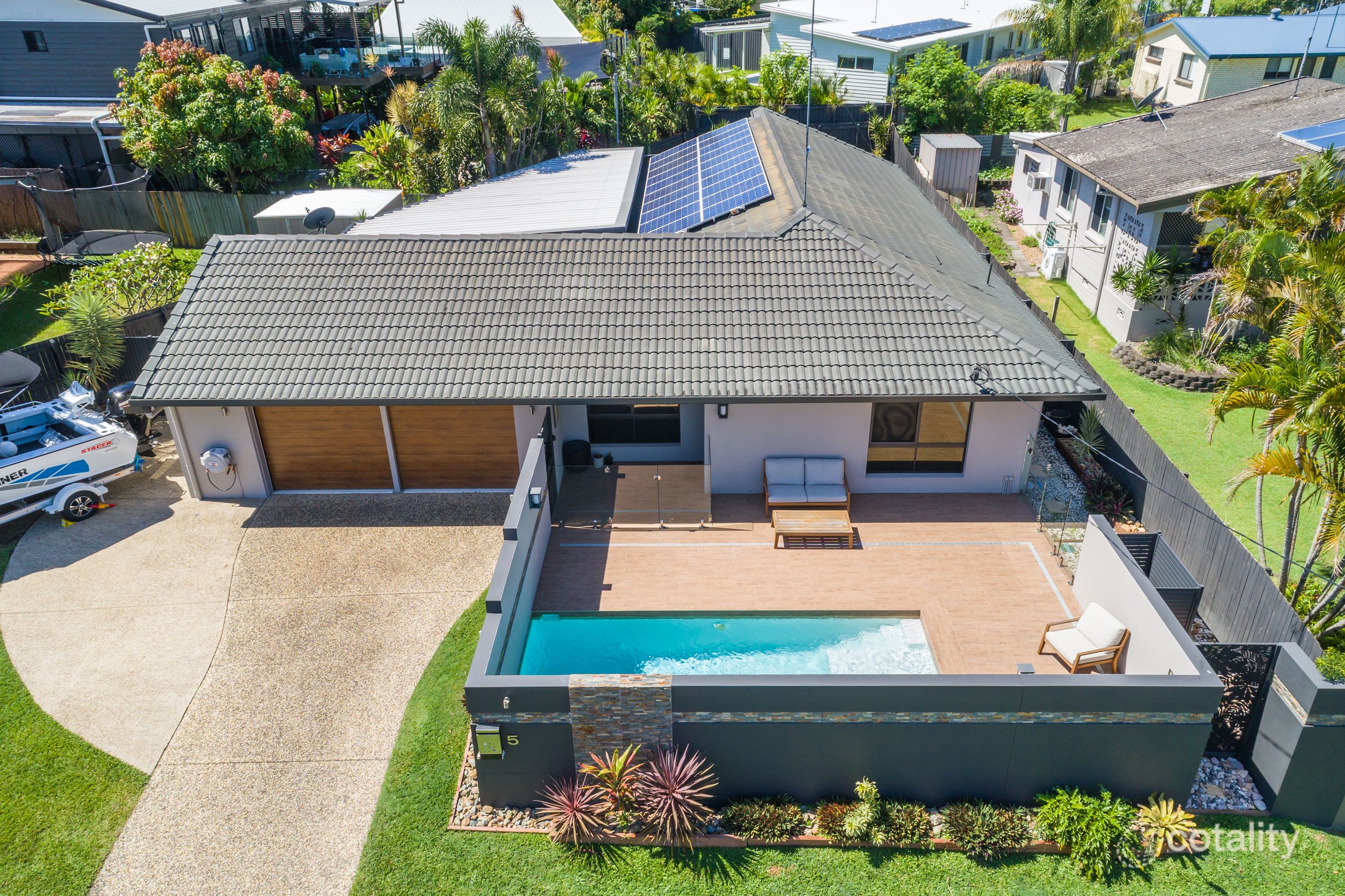 5 Jacaranda Dr, Mooloolaba, QLD 4557