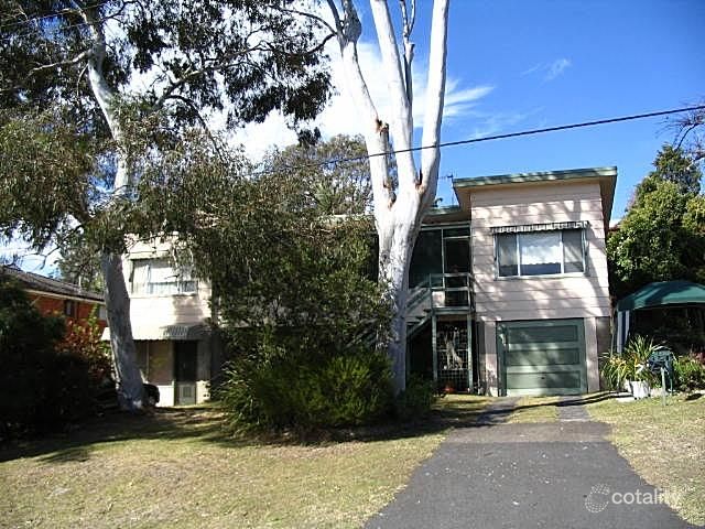 37 Noorong Ave, Forresters Beach, NSW 2260