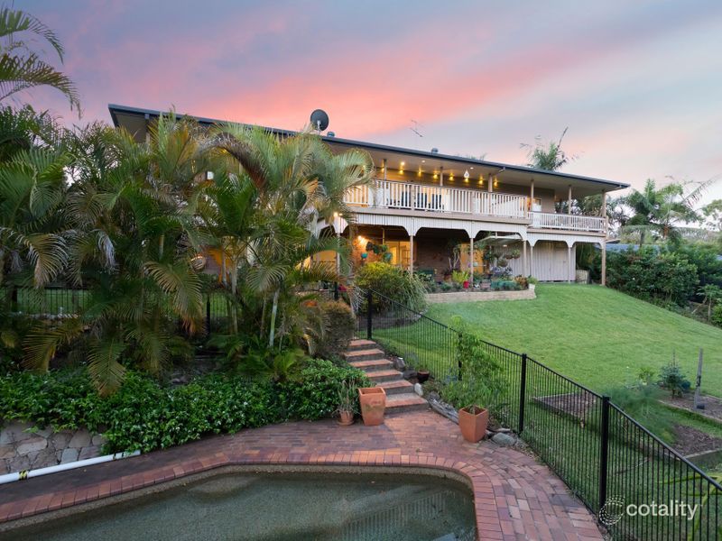 31 Broadmoor St, Kenmore Hills, QLD 4069