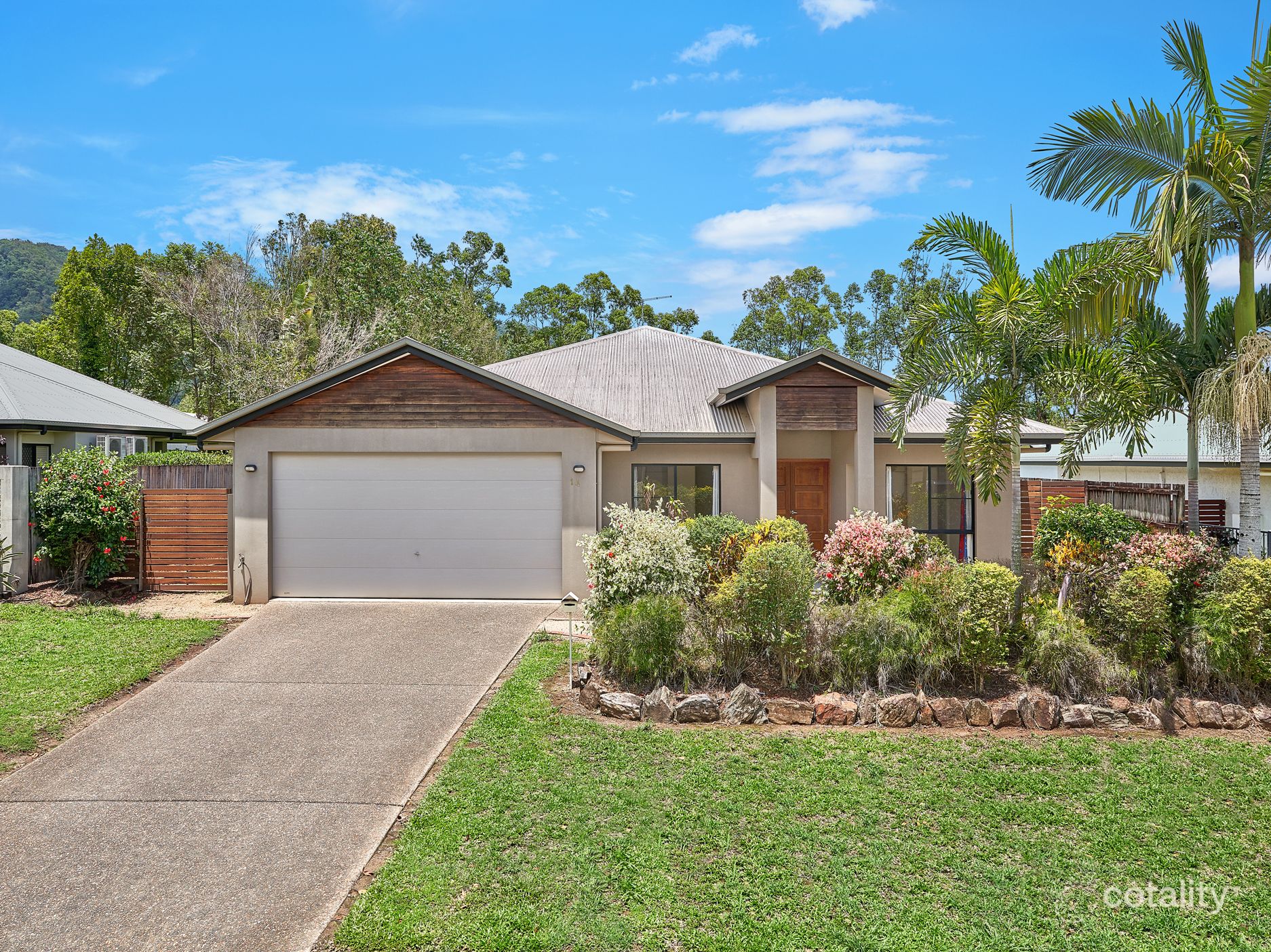 14 Charnley Ave, Bentley Park, QLD 4869