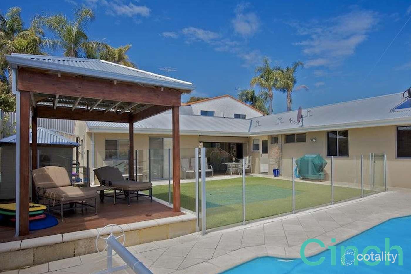 68 David Cres, Hillarys, WA 6025