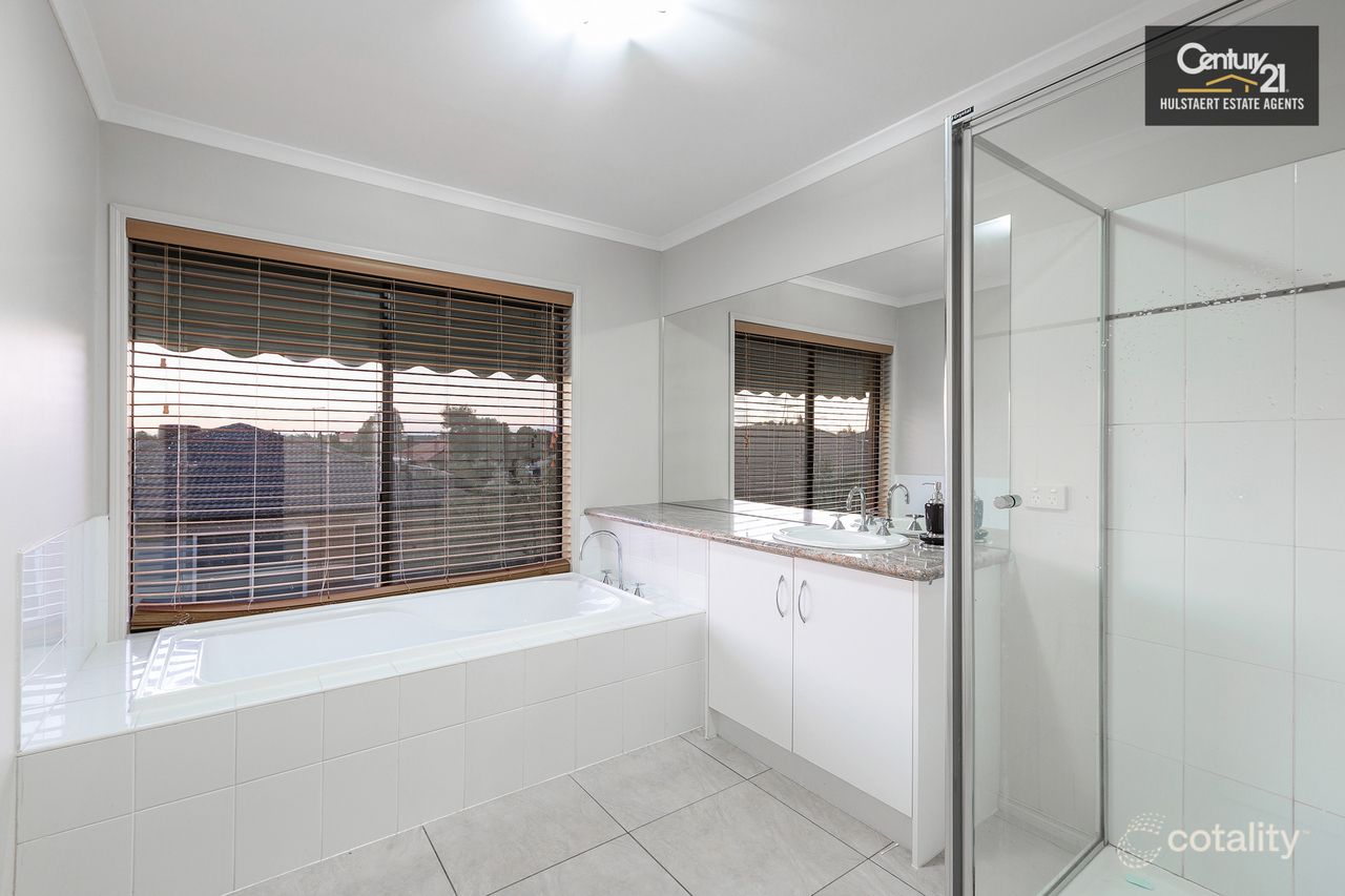 4 Violet Way, Point Cook, VIC 3030