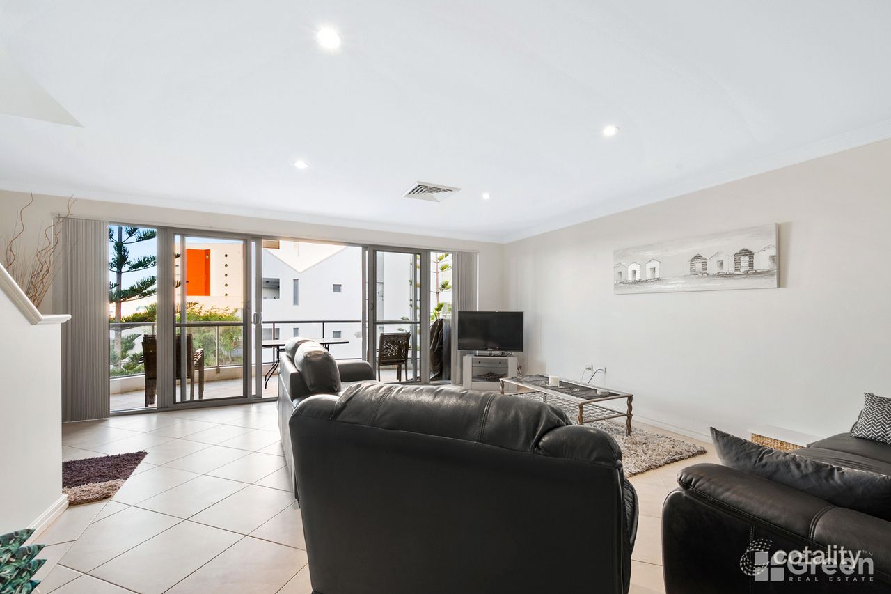 21/1 Breakwater Pde, Mandurah, WA 6210