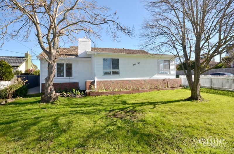 1302 Geelong Rd, Mount Clear, VIC 3350