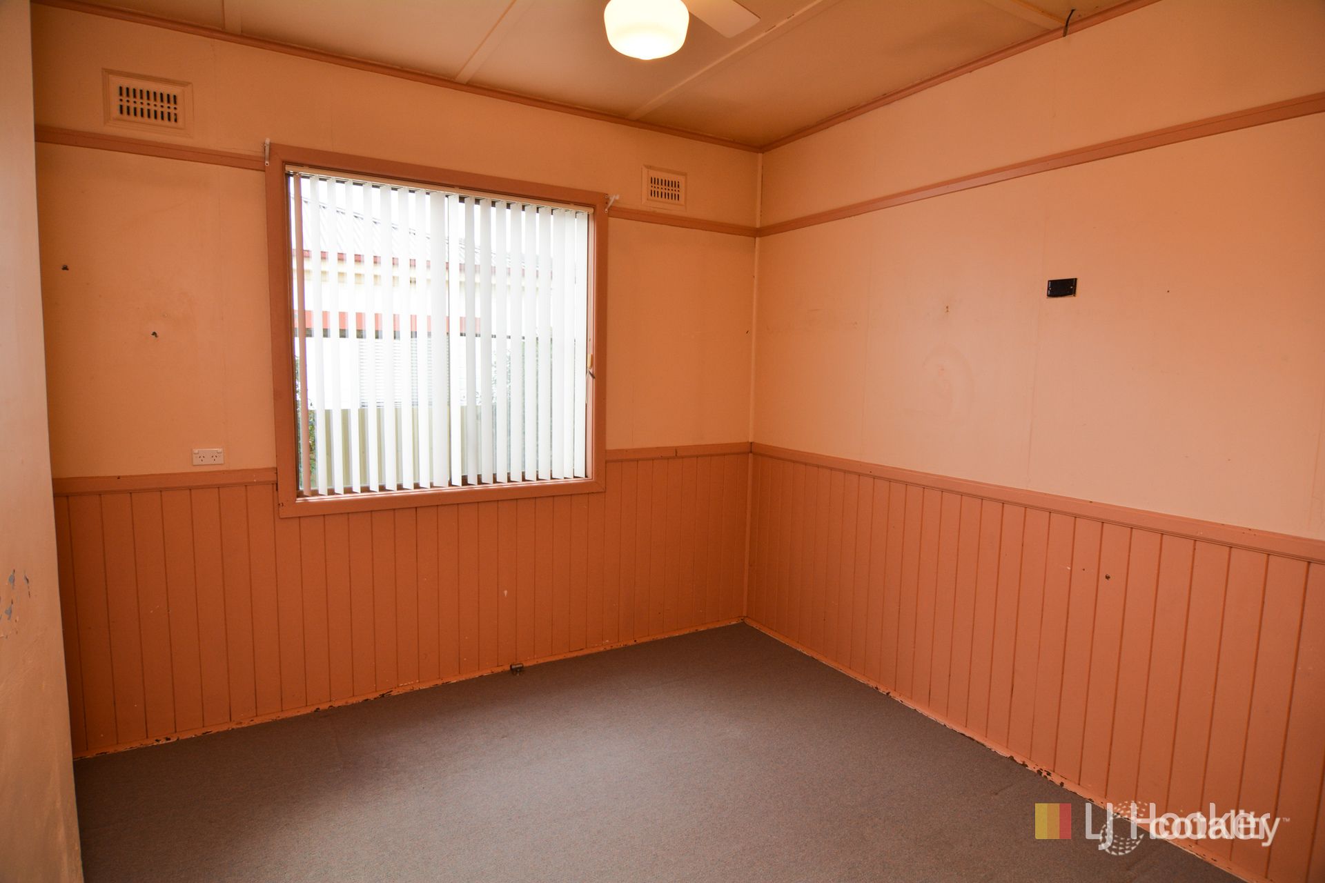 97 Rifle Pde, Lithgow, NSW 2790