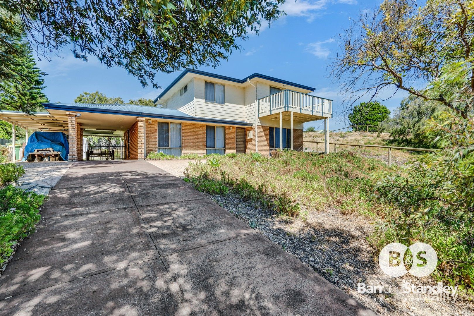 16 Beachcast Cl, Preston Beach, WA 6215