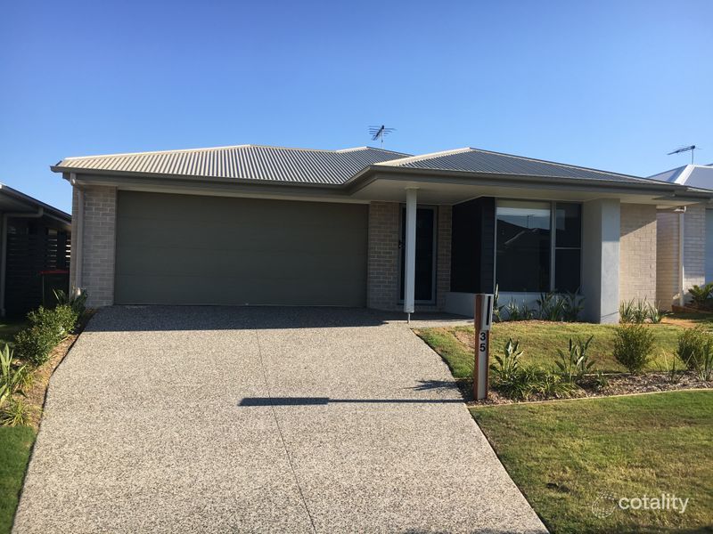 35 Gardenia Cct, Dakabin, QLD 4503