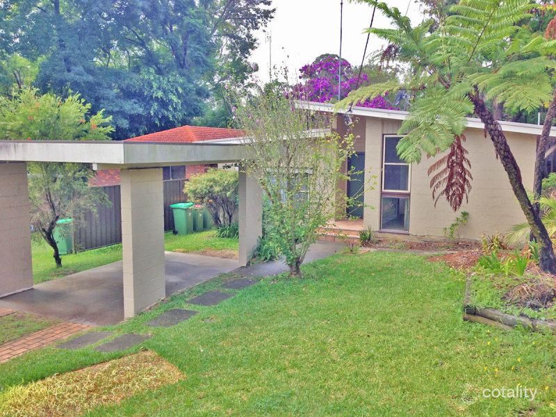 1 Girraween Ave, Erina, NSW 2250