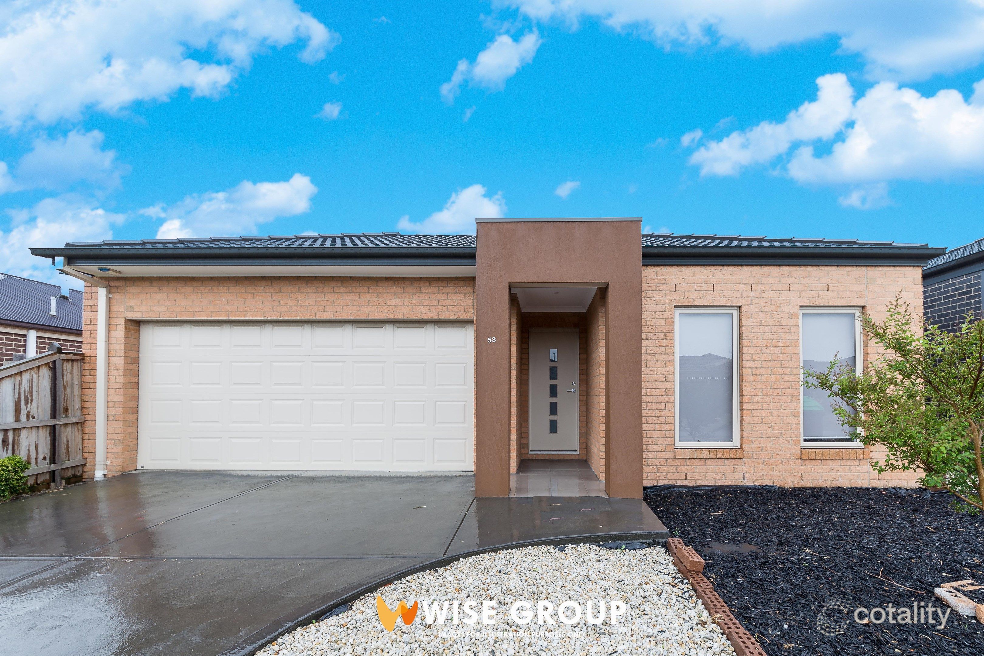 53 Valencia Cct, Cranbourne, VIC 3977
