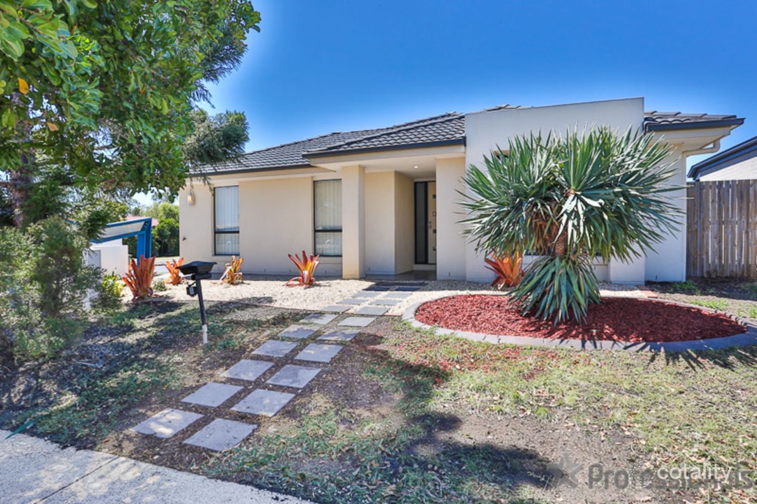 2 Moogerah Bvd, Redbank Plains, QLD 4301