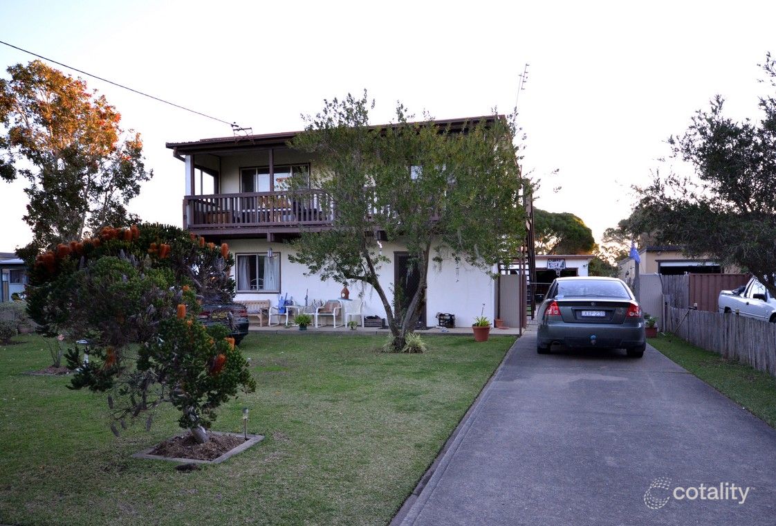 25 Prince Edward Ave, Culburra Beach, NSW 2540