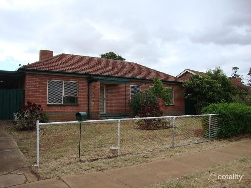 8 Kirk St, Elizabeth Park, SA 5113
