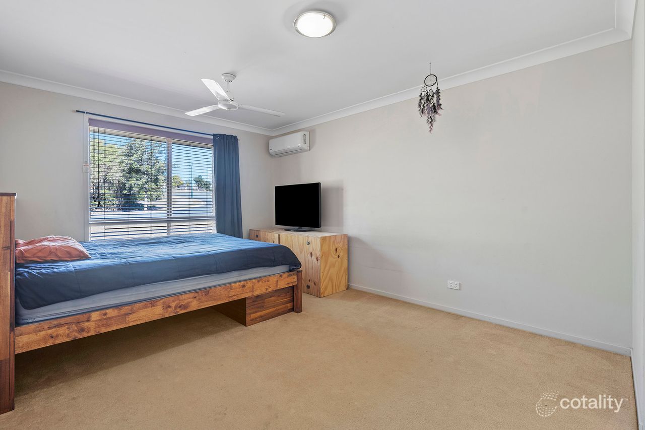 4 Honeywood Dr, Fernvale, QLD 4306