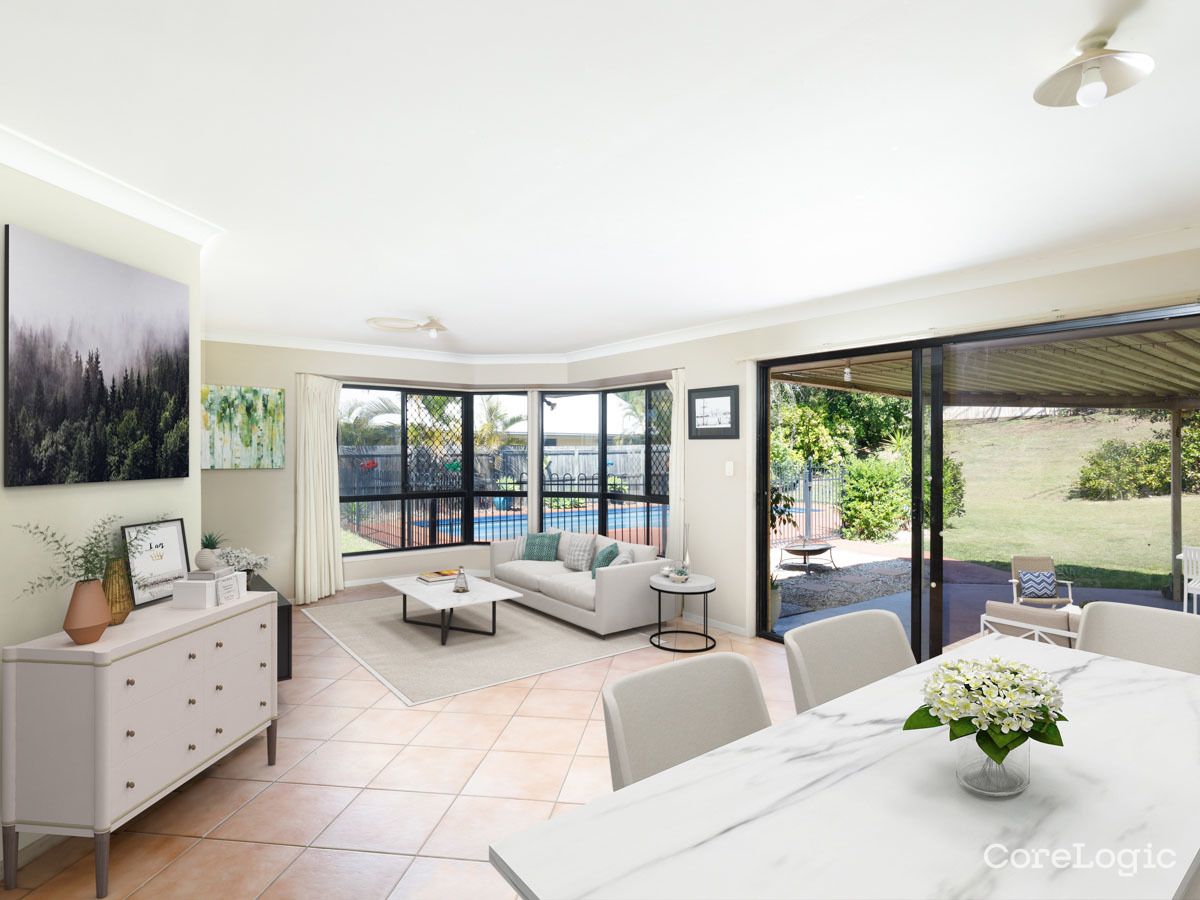 55 Pine County Pl, Bellbowrie, QLD 4070